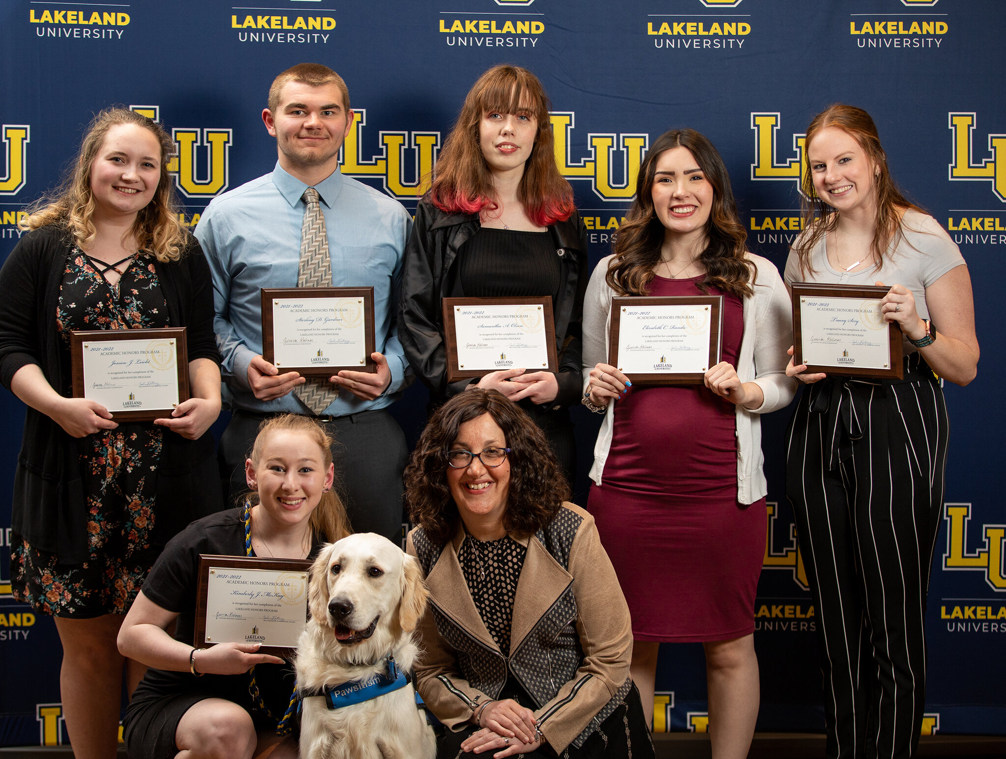 Seven students complete LU Honors Program