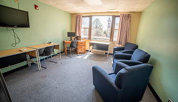 Gallery image</perch:else>