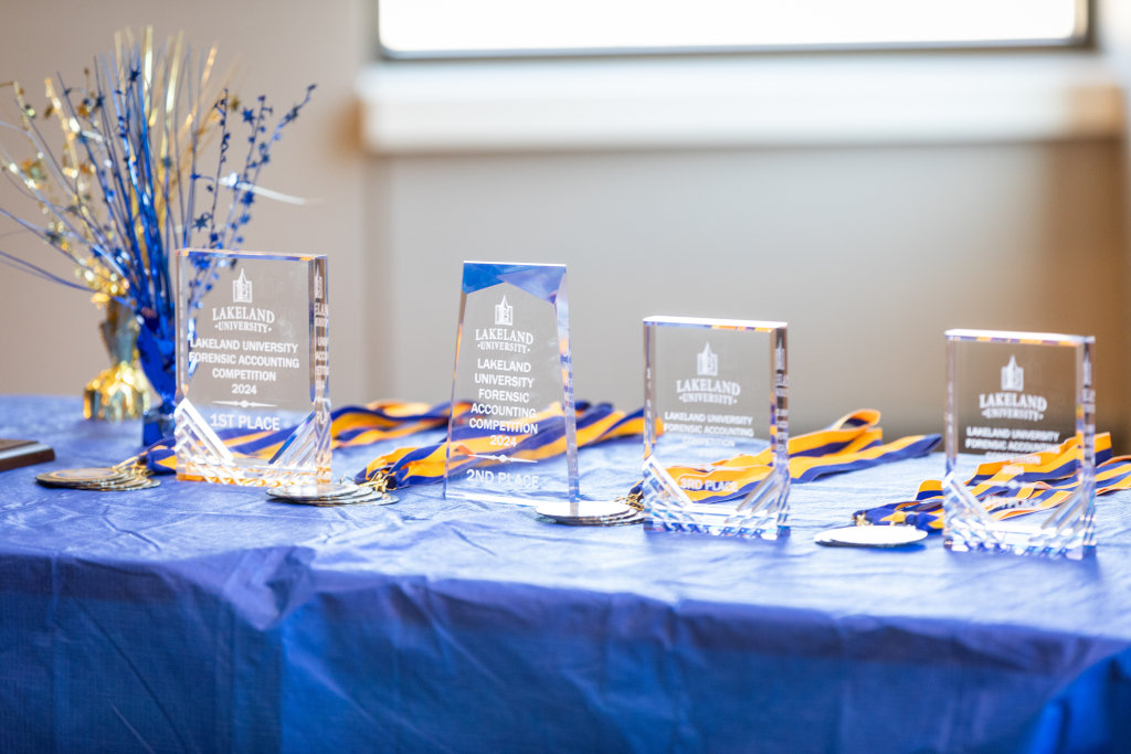 Lakeland Welcomes Record Numbers to 10th Forensic Accounting Competition